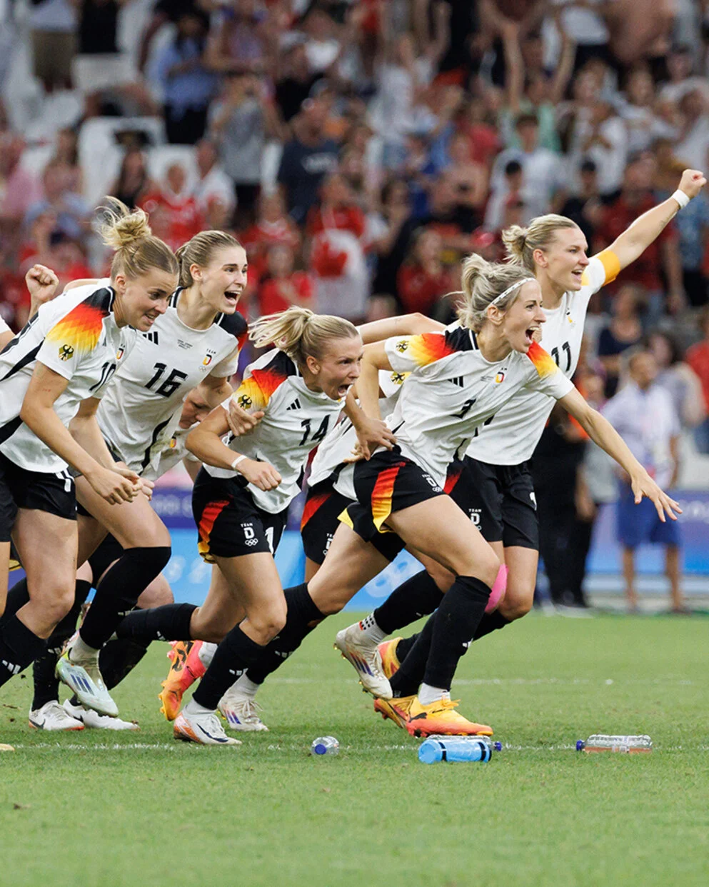 活让很多女 活让很多女